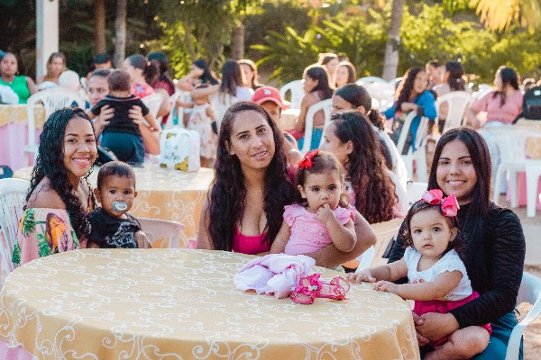 Programa Criança Feliz realiza primeiro Encontro das famílias em Cedro